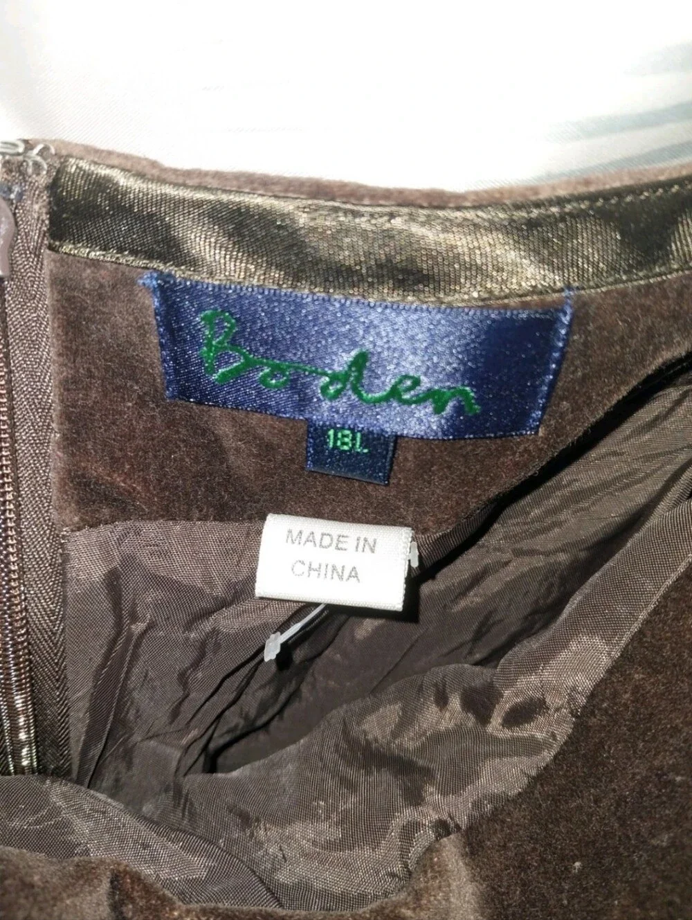Vintage Boden Brown Velvet Skirt with Green Leaf Trim 18l